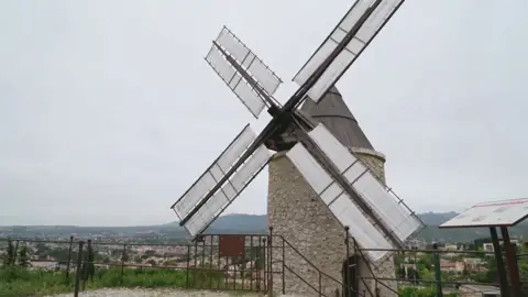 Le moulin à vent d'Allauch, Allauch