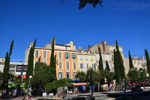 Le cours Julien, Marseille 6e